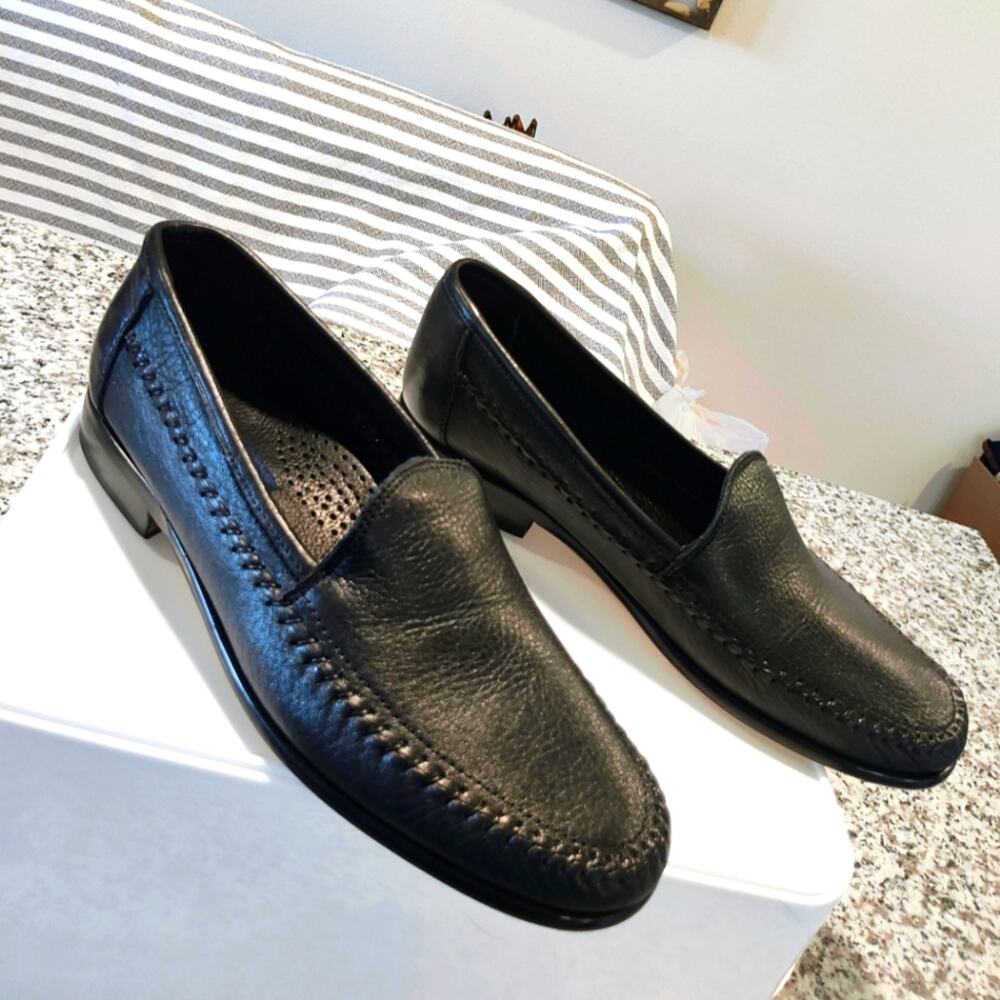 Giorgio Brutini LE Glove Black Pebbled Leather Loafers Size 8.5 D #670221 EUC!